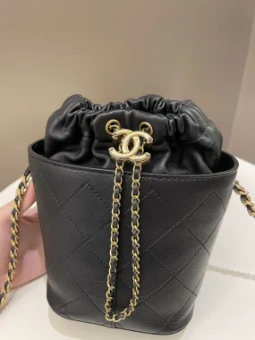 Chanel Cc Quilted Drawstring Bucket Black Caviar / Lambskin