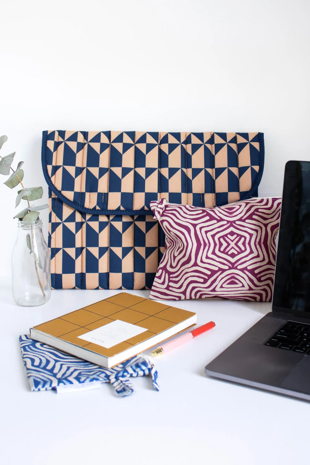 Navy Coffee | 16 Inch Laptop Sleeve