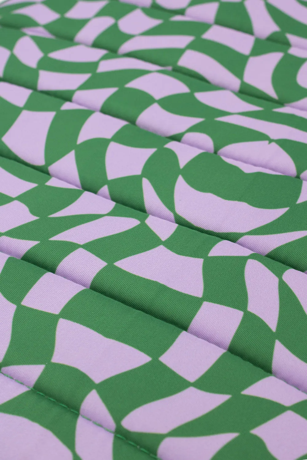 Wavy Check | 16 Inch Laptop Sleeve